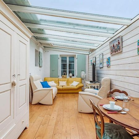 Nice Studio With Veranda Nearby The Beach In La Flotte - Welkeys Exterior photo