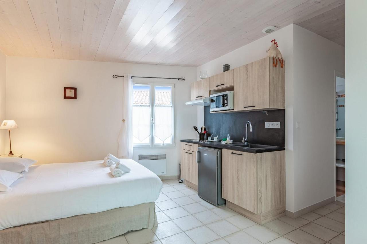 Nice Studio With Veranda Nearby The Beach In La Flotte - Welkeys Exterior photo